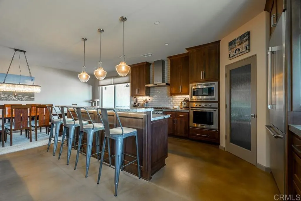https://cdn.realtyfeed.com/cdn/127/306574158/12d6eda431fcd711e3ad435809824e25.webp