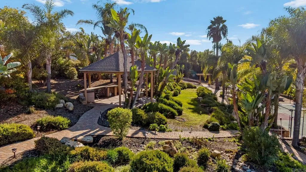 https://cdn.realtyfeed.com/cdn/127/306574175/69245d059a2c6ab3e9c32a65c8062c01.webp