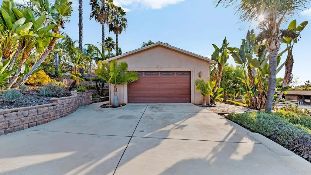 https://cdn.realtyfeed.com/cdn/127/306574175/b9b9817edda341482182414dc7032341.webp