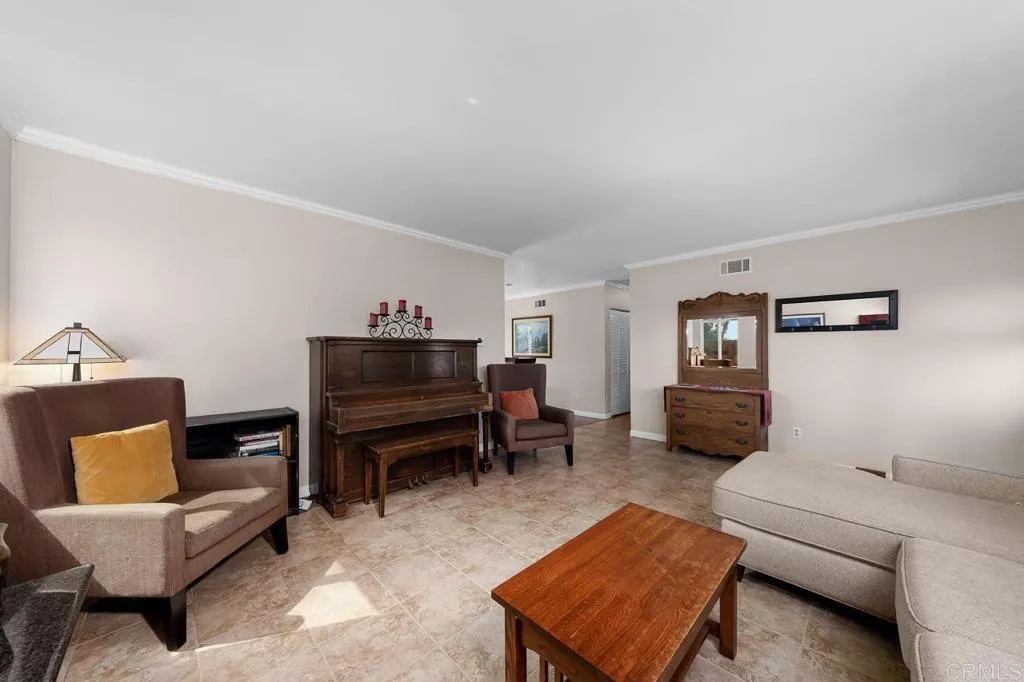 https://cdn.realtyfeed.com/cdn/127/306574194/d3318415b3d79caf2d079d844f1e6ace.webp