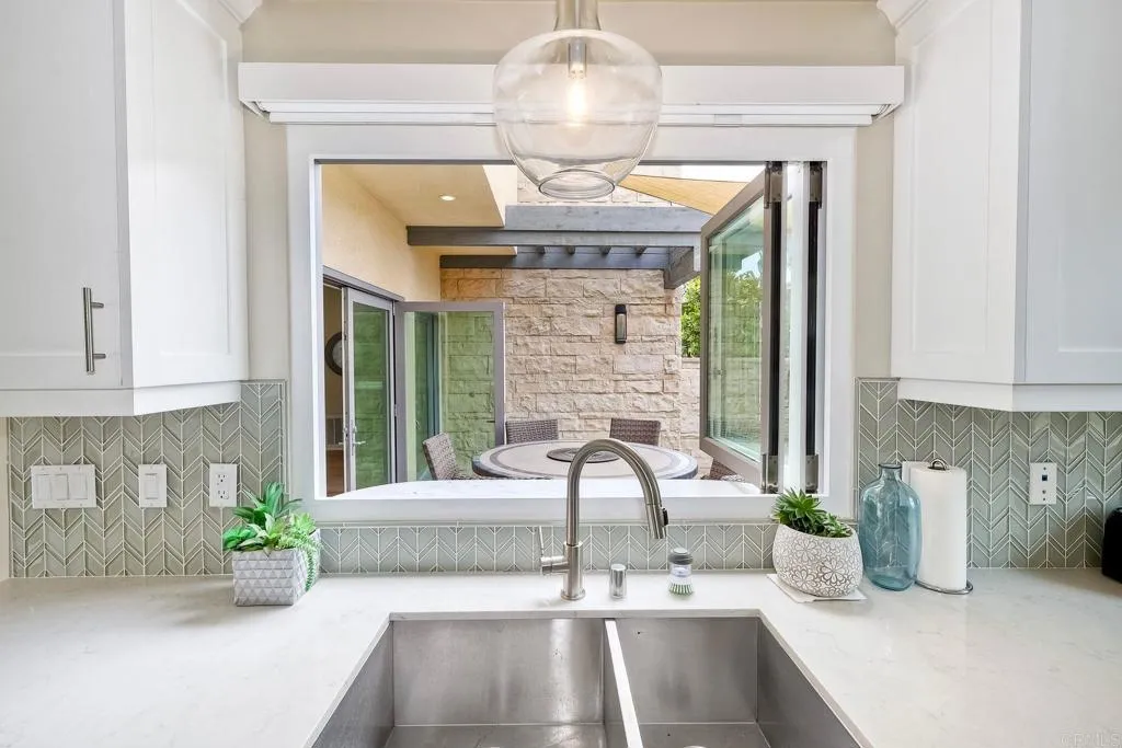 https://cdn.realtyfeed.com/cdn/127/306574224/4b330174739f6cec0d841287ce333ba0.webp