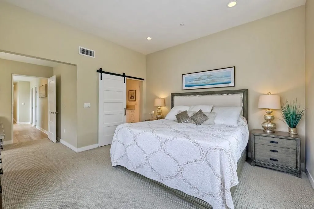 https://cdn.realtyfeed.com/cdn/127/306574224/8e113fd2d9a43b45088e13e3d9a79168.webp
