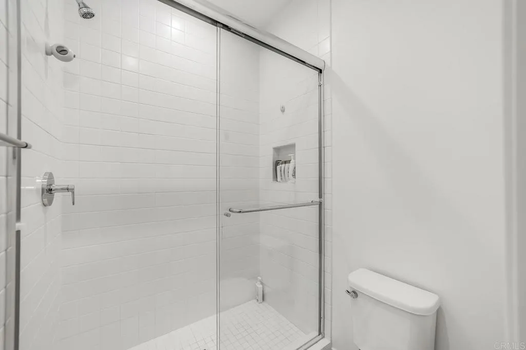 Photo #20: PTP2508086 Listing: Photo #20