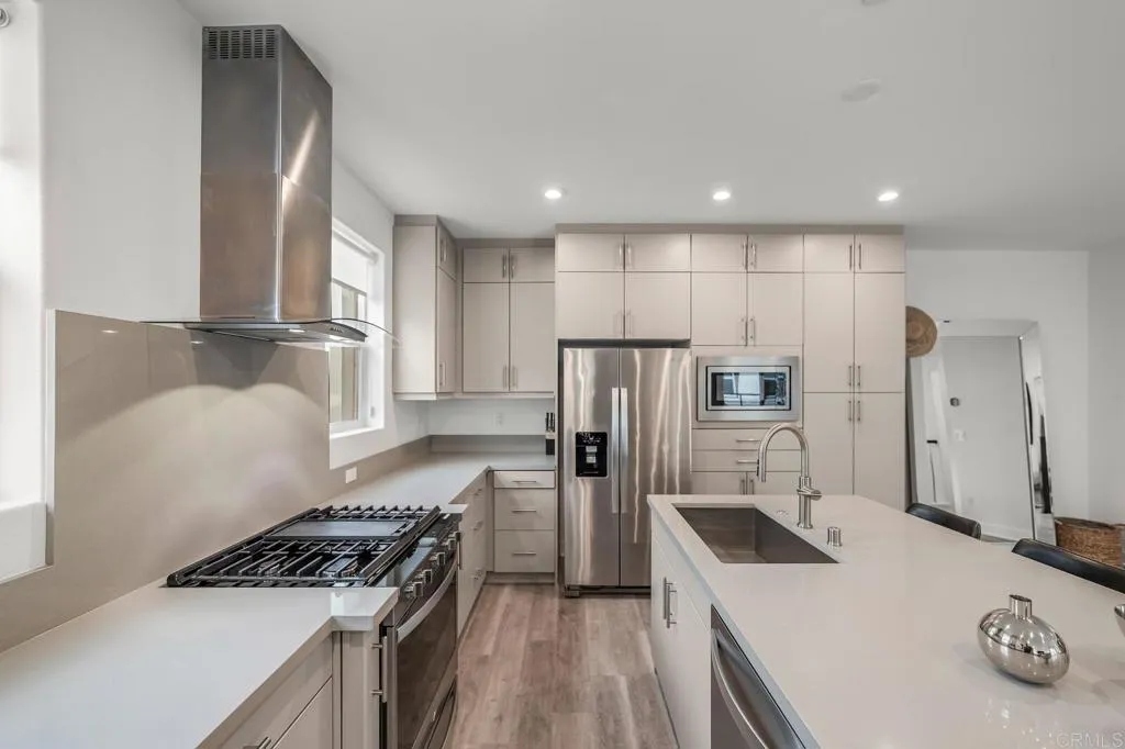 Photo #12: PTP2508086 Listing: Photo #12