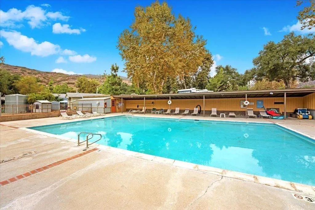 https://cdn.realtyfeed.com/cdn/127/306574263/49f2366a69d51e2e09b455d503146510.webp