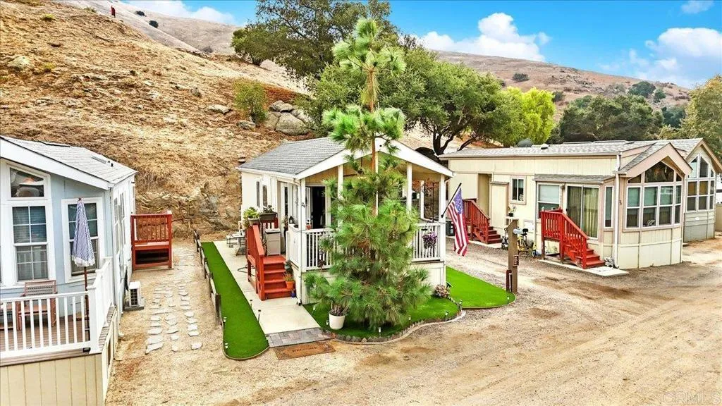 https://cdn.realtyfeed.com/cdn/127/306574263/90dee4217f86ab9d6dcac0b991763af9.webp