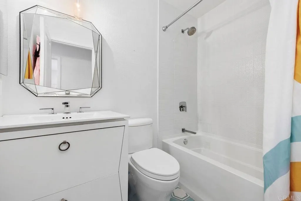 https://cdn.realtyfeed.com/cdn/127/306574269/bea01be85964b2504482a5a639886d84.webp