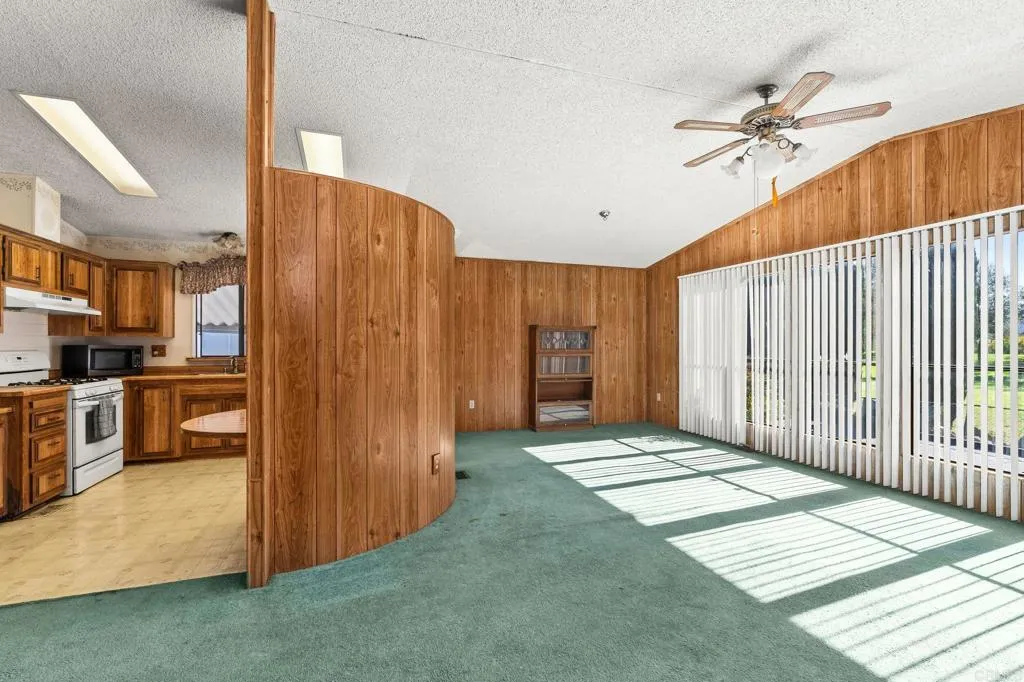 https://cdn.realtyfeed.com/cdn/127/306574326/493846c177c6716ce76ac38ee311a46b.webp