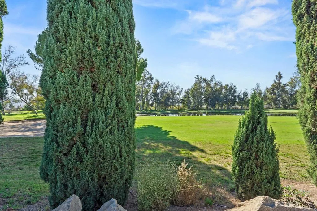 https://cdn.realtyfeed.com/cdn/127/306574326/ca311300a8678aeab7b33bd3e7000b64.webp