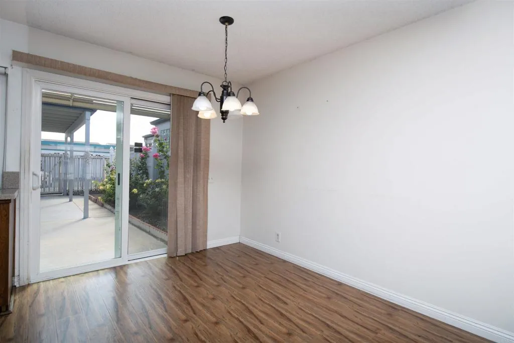https://cdn.realtyfeed.com/cdn/127/306574369/b22f74c2aac4fb023610ae041683d679.webp