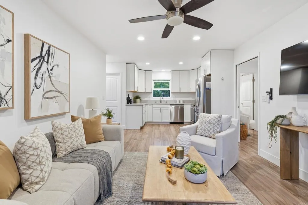 https://cdn.realtyfeed.com/cdn/127/306574395/71d87021dbb43de6fde0a9e729272cbb.webp