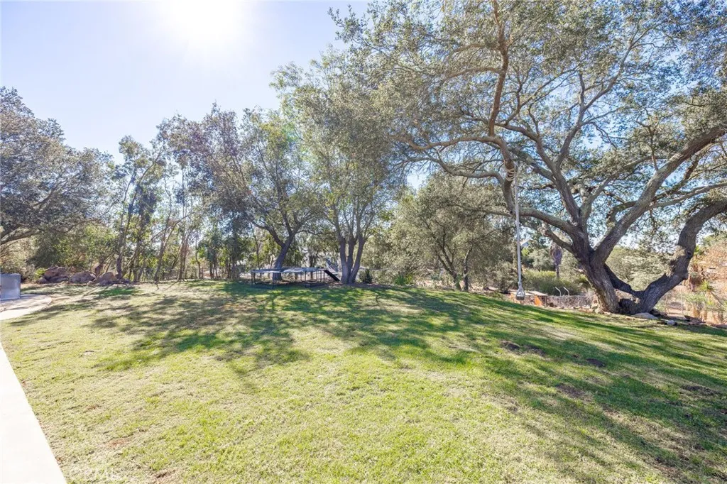 https://cdn.realtyfeed.com/cdn/127/306574446/830b3027b55598df6820d74f40144066.webp