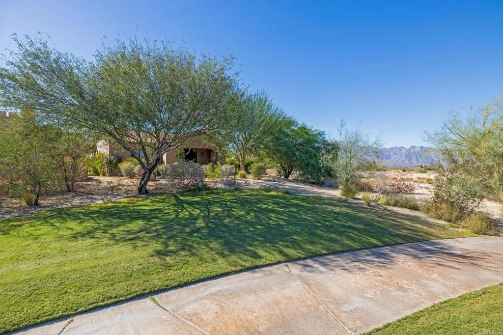 https://cdn.realtyfeed.com/cdn/127/306574551/1a7ce1b3ee363af7341609f31e8f4a40.webp