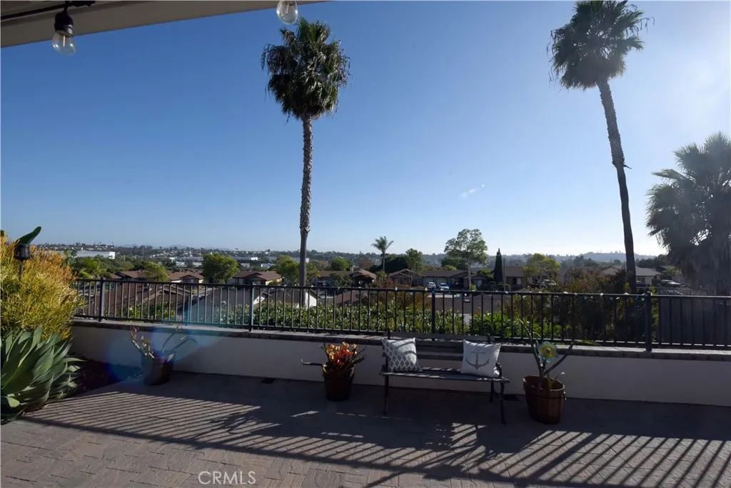 https://cdn.realtyfeed.com/cdn/127/306574572/0930ef5f943ddc5fa7068904544c2542.webp