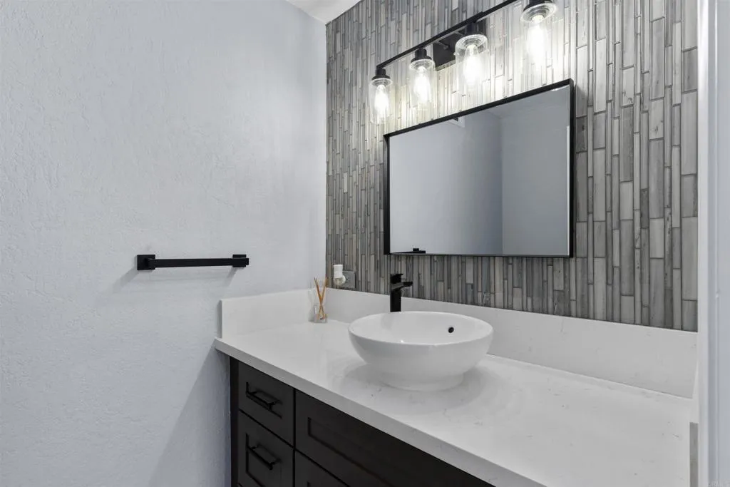 https://cdn.realtyfeed.com/cdn/127/306574658/ac4e36d3a256794c3dae950f8896ed04.webp