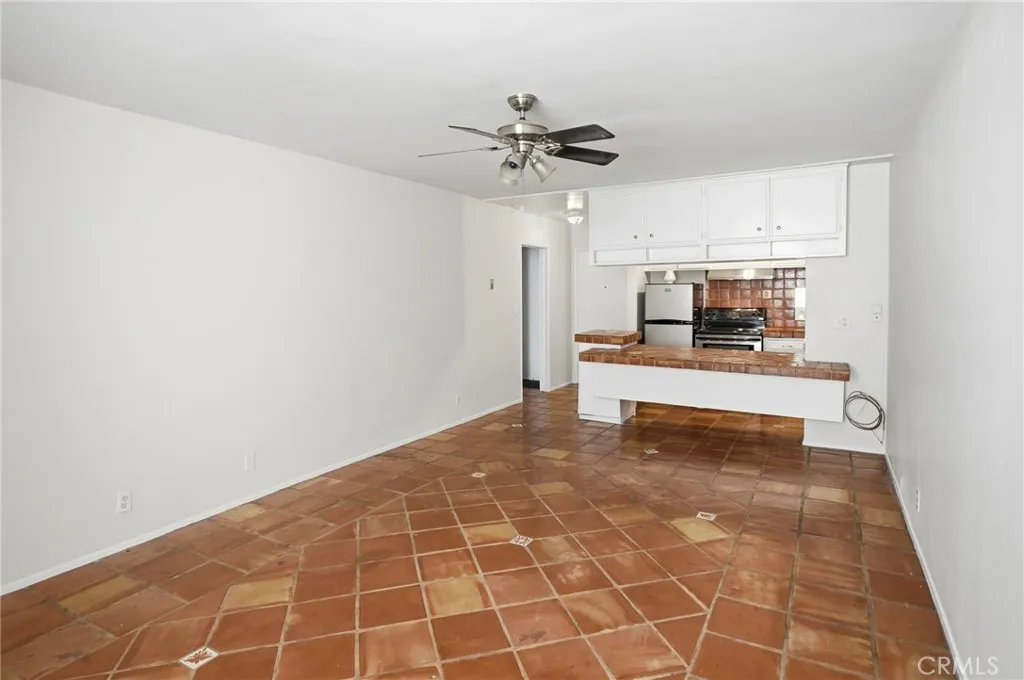425 S Kenmore Unit 206, Los Angeles, CA 90020 - Photo 4 of 27, Los Angeles, CA