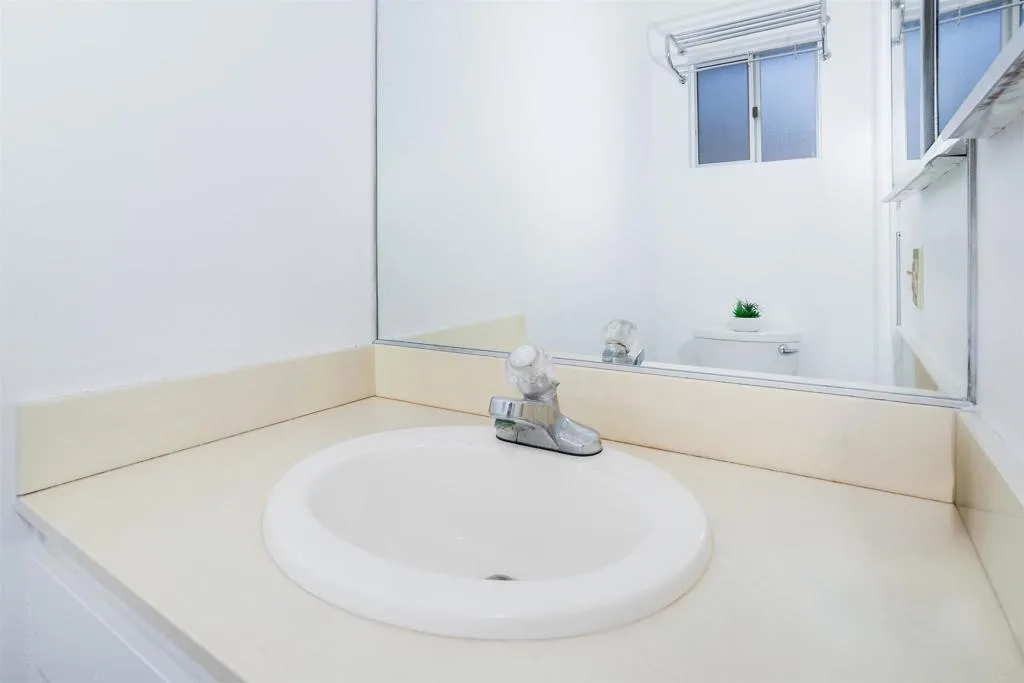 https://cdn.realtyfeed.com/cdn/127/306574860/f5bdd8447740374b34aa0a2c7f141186.webp