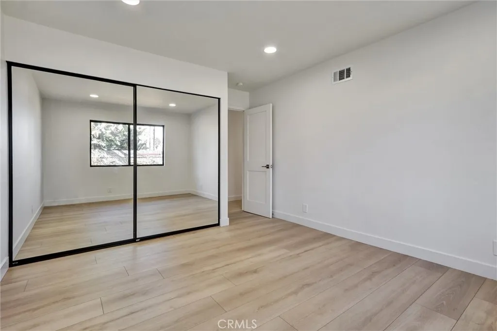https://cdn.realtyfeed.com/cdn/127/306574892/015efa35620c7be58bd0ce55f8f7c7af.webp