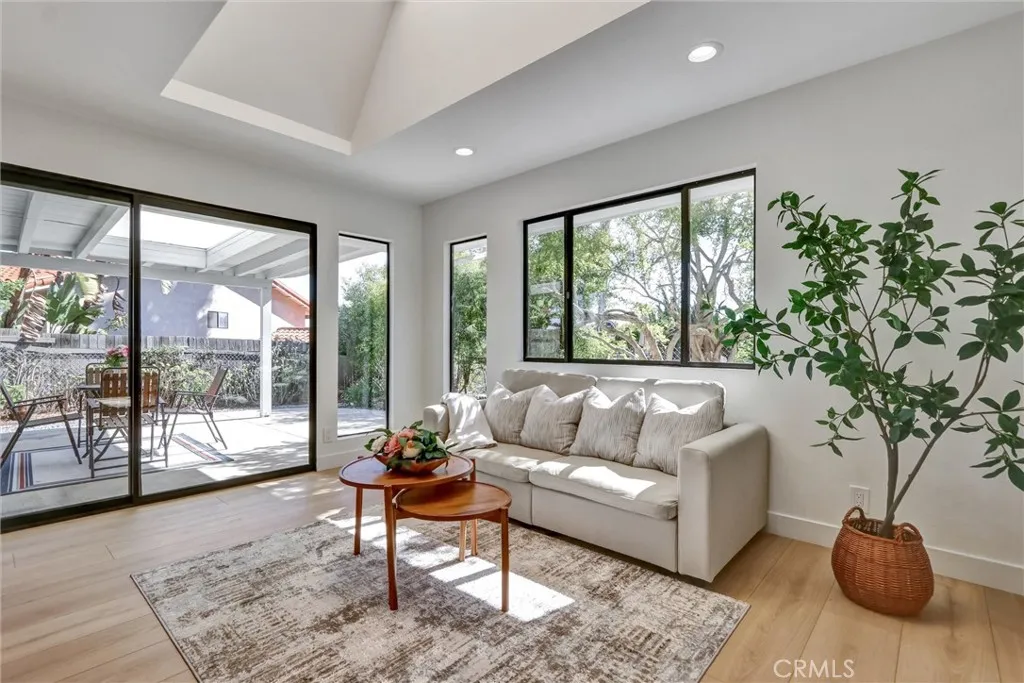 https://cdn.realtyfeed.com/cdn/127/306574892/1a29e0c3dfb87d7125c0edf36a218ee9.webp