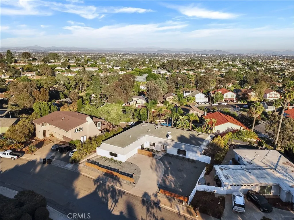 https://cdn.realtyfeed.com/cdn/127/306574892/4c2e8b17e1a382301c787469ca7b9f65.webp