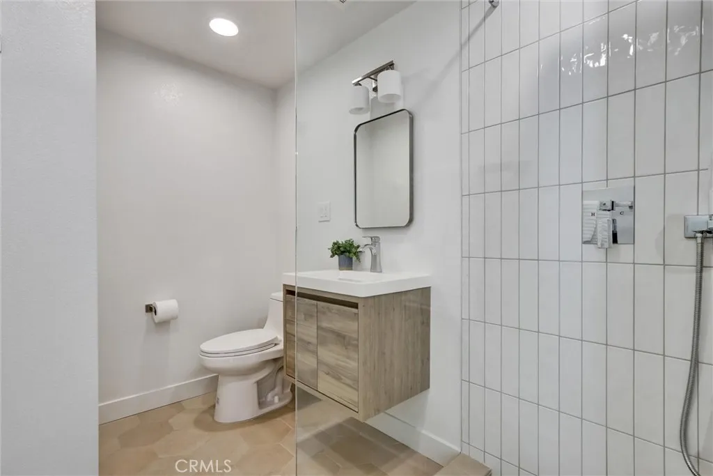 https://cdn.realtyfeed.com/cdn/127/306574892/7b6fb49b9e5489fb69a958b977ec4dc9.webp
