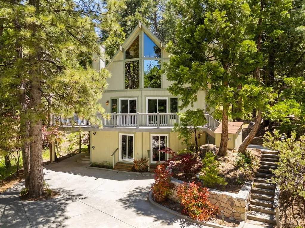 Lake Arrowhead, CA 92352