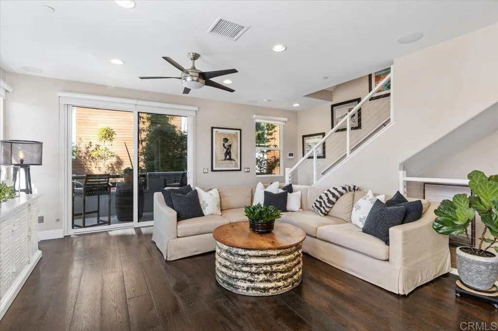 https://cdn.realtyfeed.com/cdn/127/306575386/1c46dcaf30a1cd3d6a67a29b61b10a05.webp