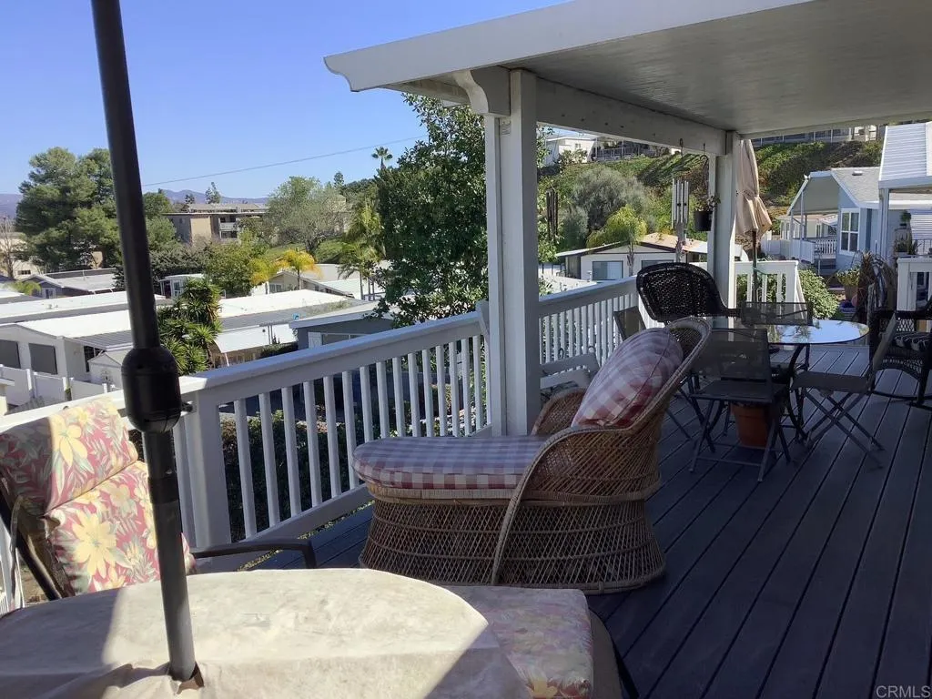 https://cdn.realtyfeed.com/cdn/127/306575393/93ad8e8a2a8e3e5ee2aeb749d4b75a1f.webp