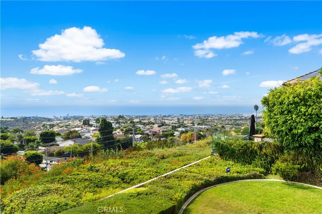 Corona Del Mar, CA 92625