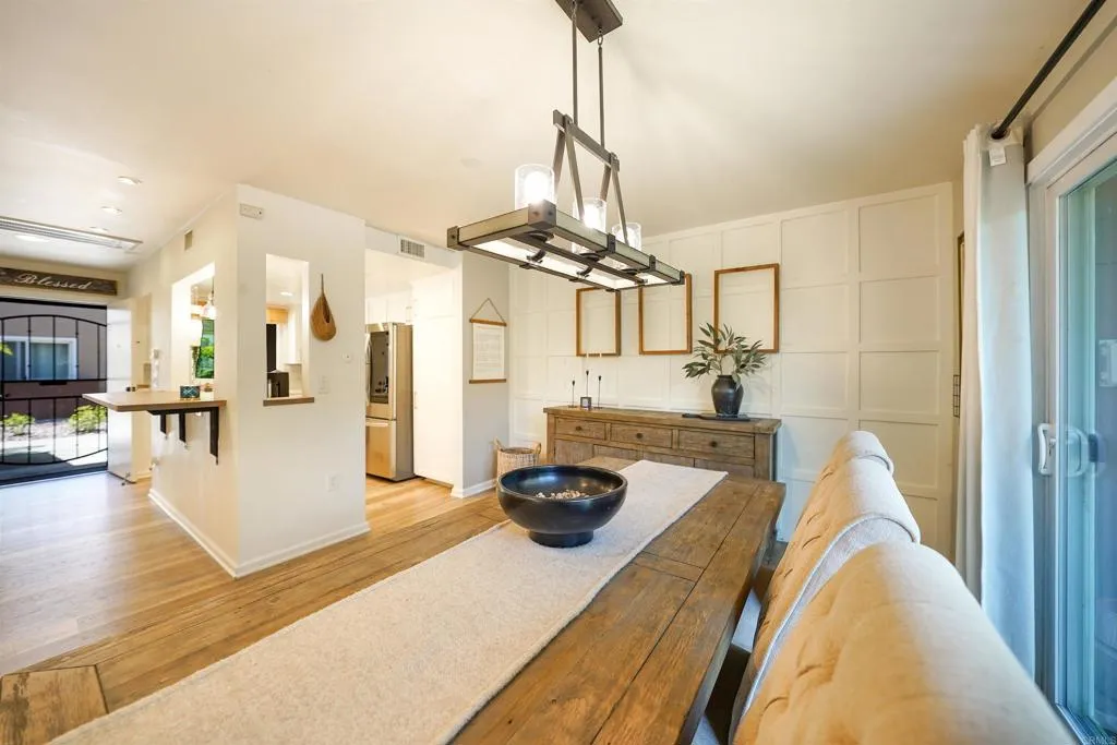 Photo #8: PTP2508106 Listing: Photo #8