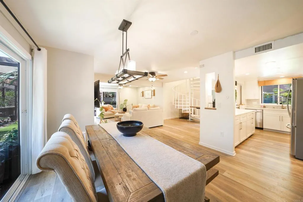 Photo #7: PTP2508106 Listing: Photo #7