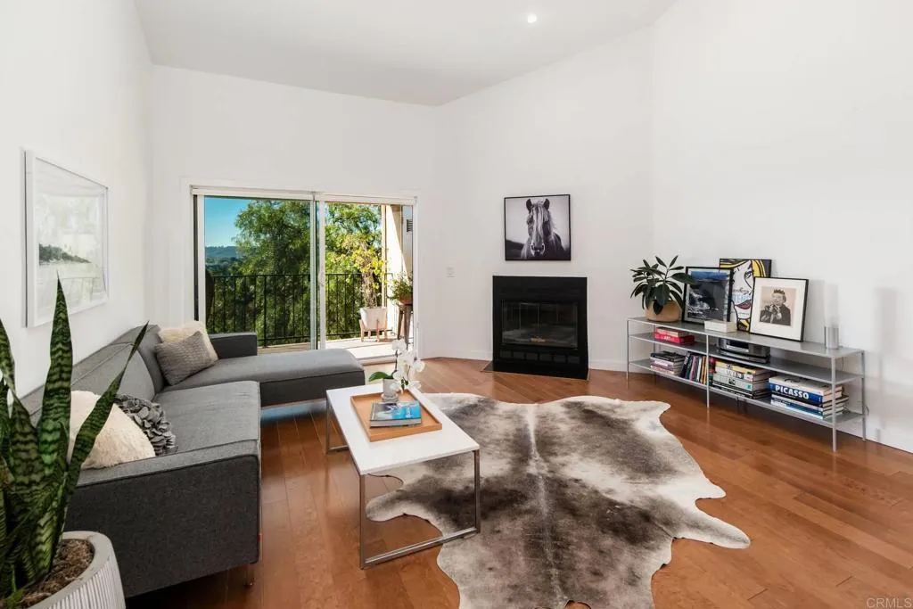 https://cdn.realtyfeed.com/cdn/127/306575434/7eea36a3ed2b143853de75f88542ac36.webp