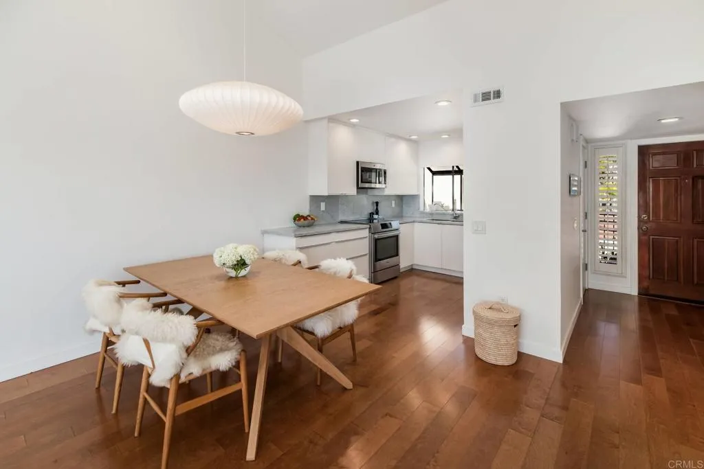 https://cdn.realtyfeed.com/cdn/127/306575434/c0608b719818727d0030b9ed83039b37.webp