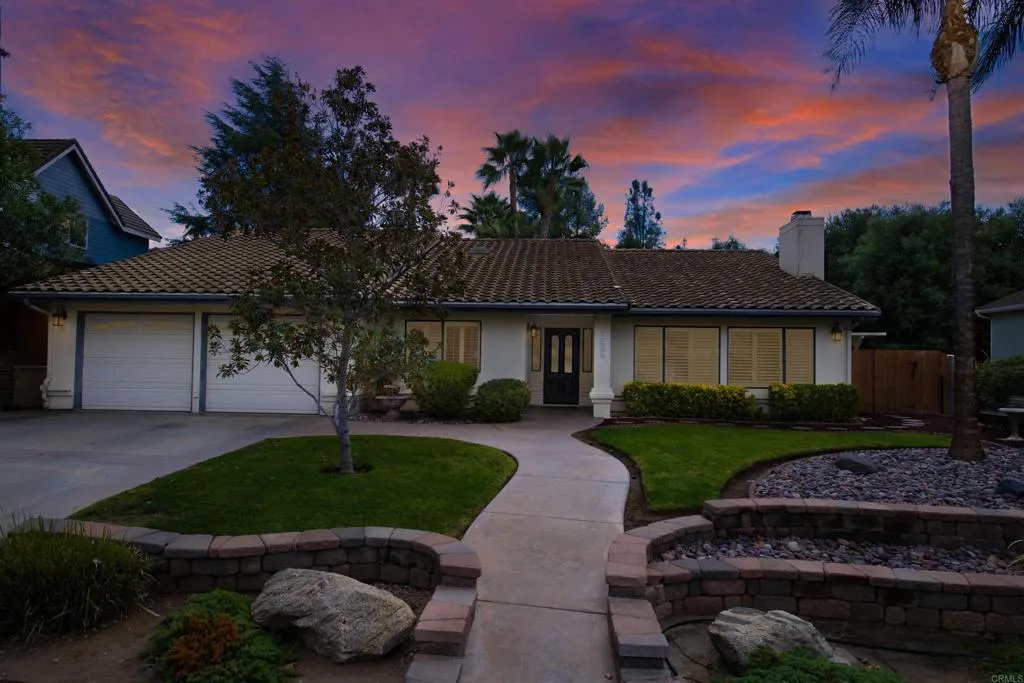 https://cdn.realtyfeed.com/cdn/127/306575455/73ed7bba5bd43c48c12aa5e7a0ead436.webp