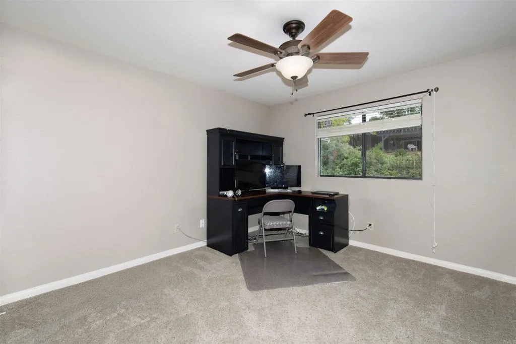 https://cdn.realtyfeed.com/cdn/127/306575455/fe982c145dcf9ab8c17139e3d69fbf93.webp