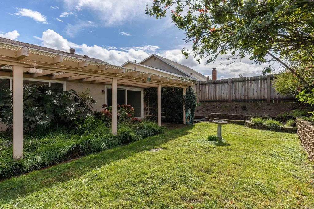 https://cdn.realtyfeed.com/cdn/127/306575486/7b0b7942256bc6bda3f83325099dece1.webp