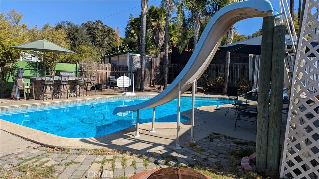 https://cdn.realtyfeed.com/cdn/127/306575489/6c38f4612e75d07519018a442273d091.webp