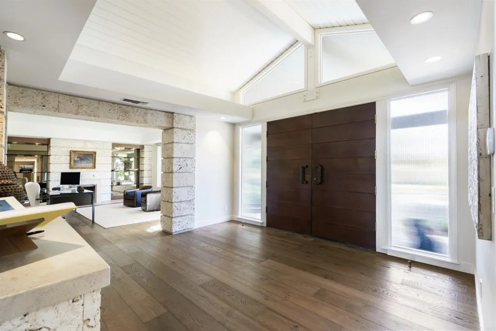 https://cdn.realtyfeed.com/cdn/127/306575626/b0aa541aa790f72d05cda311004214ae.webp