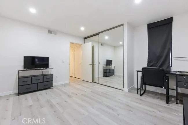 Photo #25: SW25248098 Listing: Photo #25