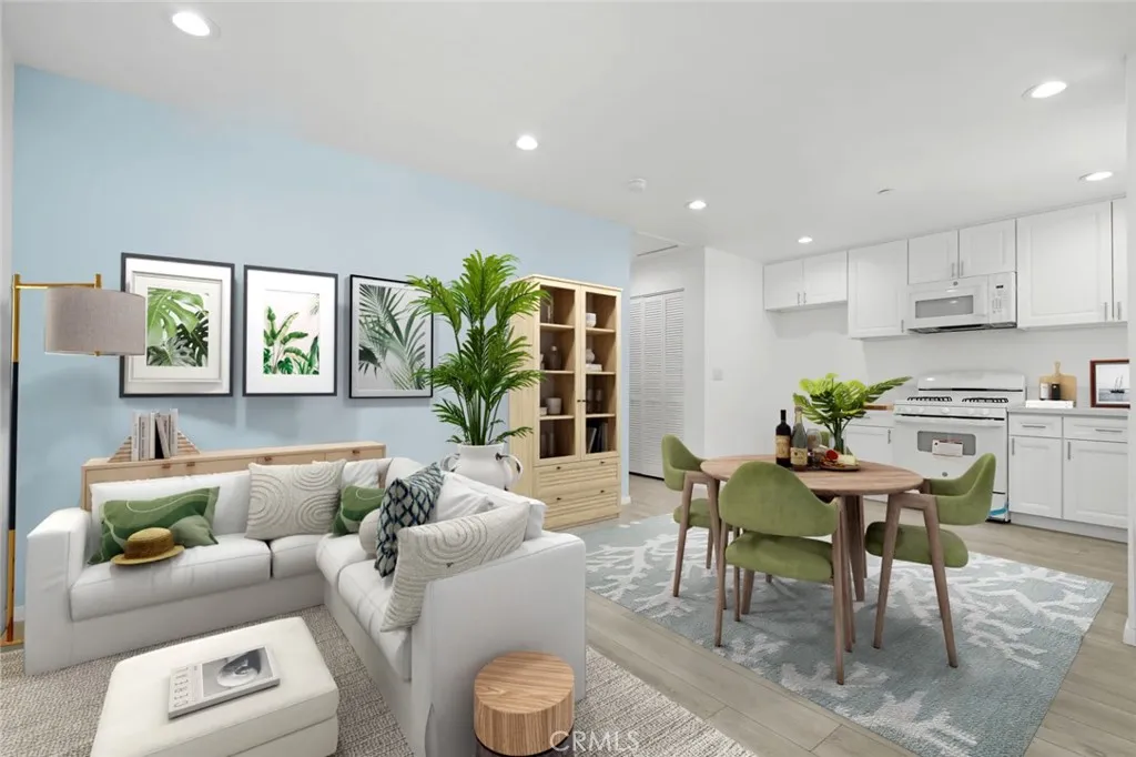 Sherman Oaks, CA 91423