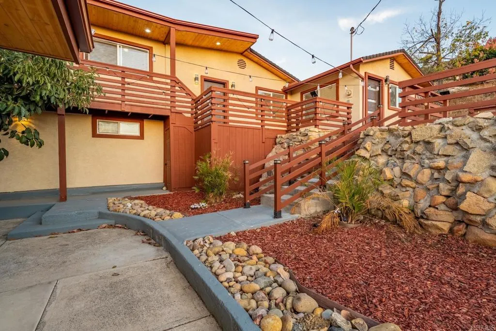 https://cdn.realtyfeed.com/cdn/127/306575827/e66650420012d8a86107ad26312b9672.webp