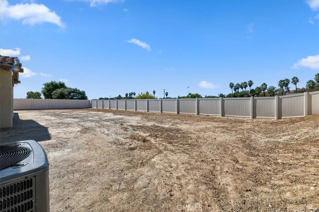 https://cdn.realtyfeed.com/cdn/127/306575832/a899a3d8e36ea280d180c12208d269ff.webp