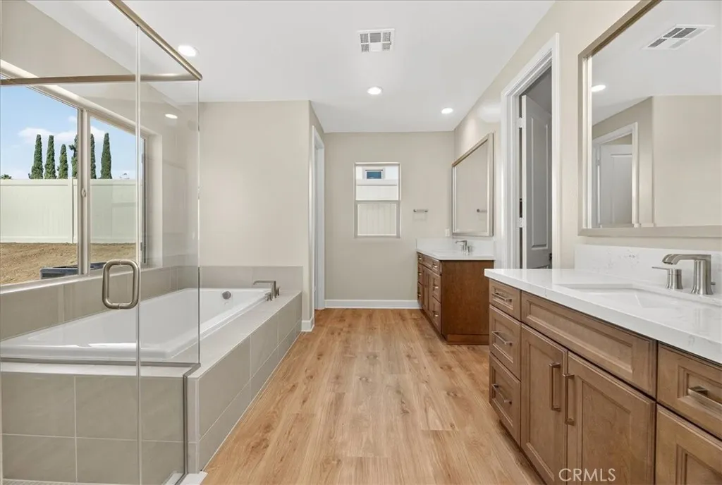 https://cdn.realtyfeed.com/cdn/127/306575832/a8e61646844f2a7bac5b14a116846dc4.webp