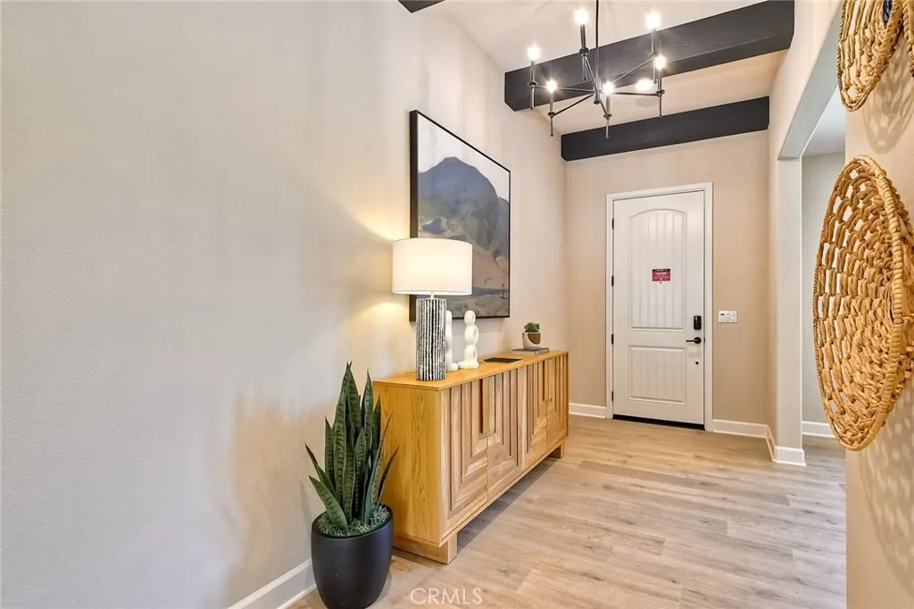 https://cdn.realtyfeed.com/cdn/127/306575832/c884fb277ee24fcb8b882760fa5b94f9.webp