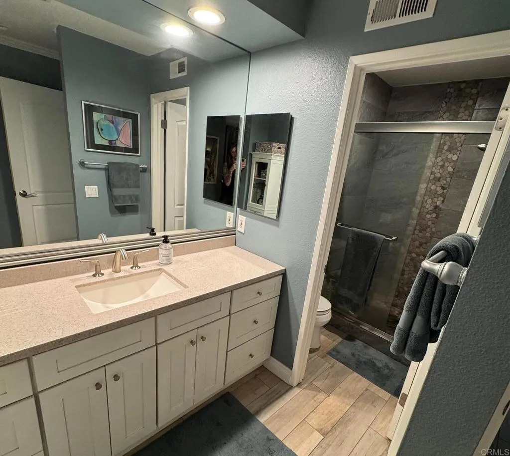 Photo #6: NDP2510320 Listing: Photo #6