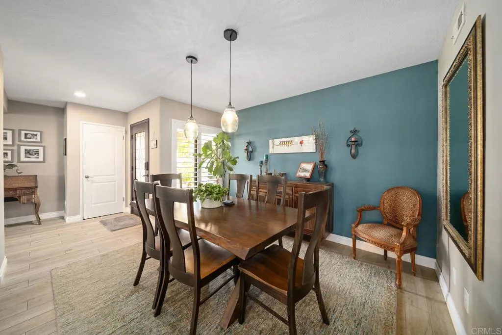 https://cdn.realtyfeed.com/cdn/127/306575837/da671cda0dcb8dae7ad0ba2c520eb2c4.webp