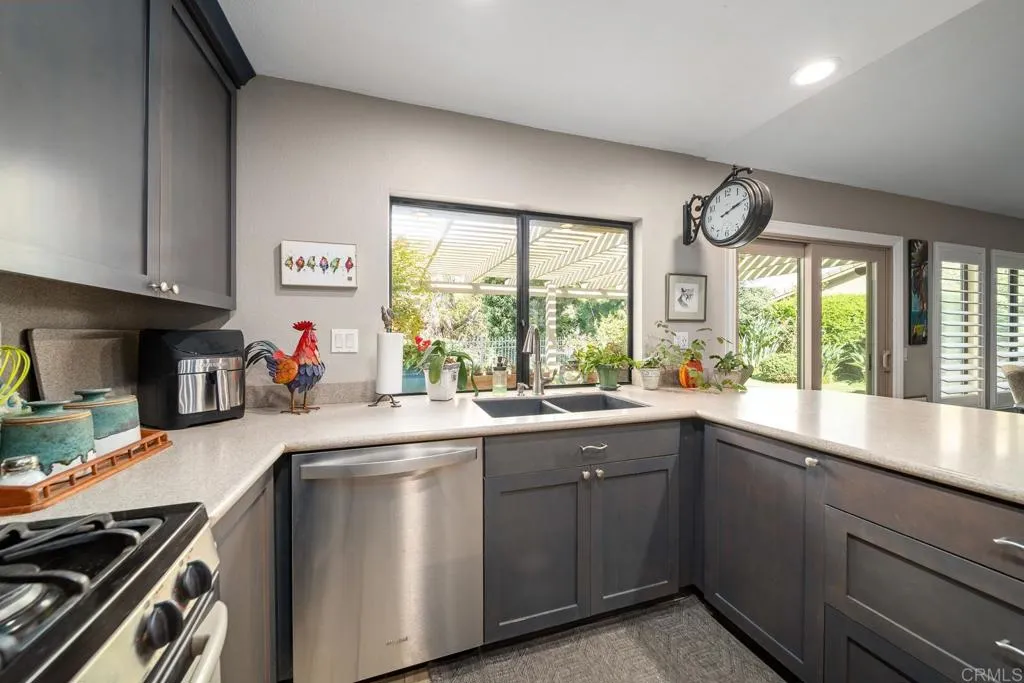 https://cdn.realtyfeed.com/cdn/127/306575837/dd61fdb79af3b9c04fbf3785e509a864.webp