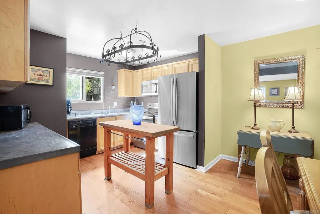 Photo #9: PTP2508116 Listing: Photo #9