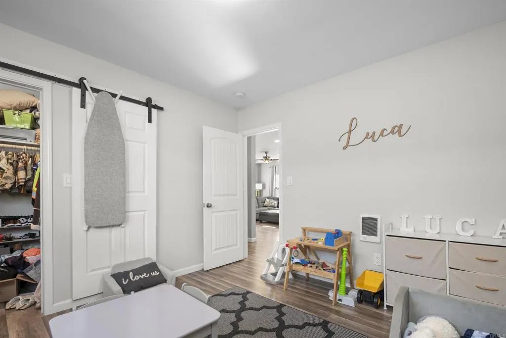 https://cdn.realtyfeed.com/cdn/127/306575881/5f5bcafb0a77fbe029238122d95c4bd2.webp