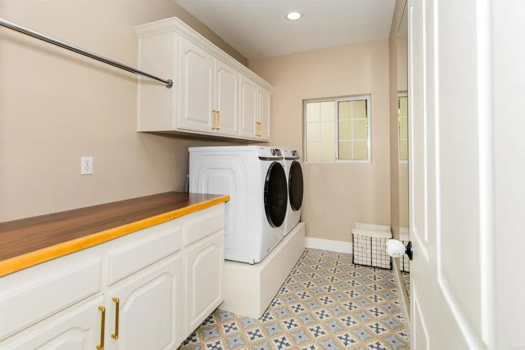 https://cdn.realtyfeed.com/cdn/127/306575958/2101a7a225b41284569aac8bcdd4d041.webp